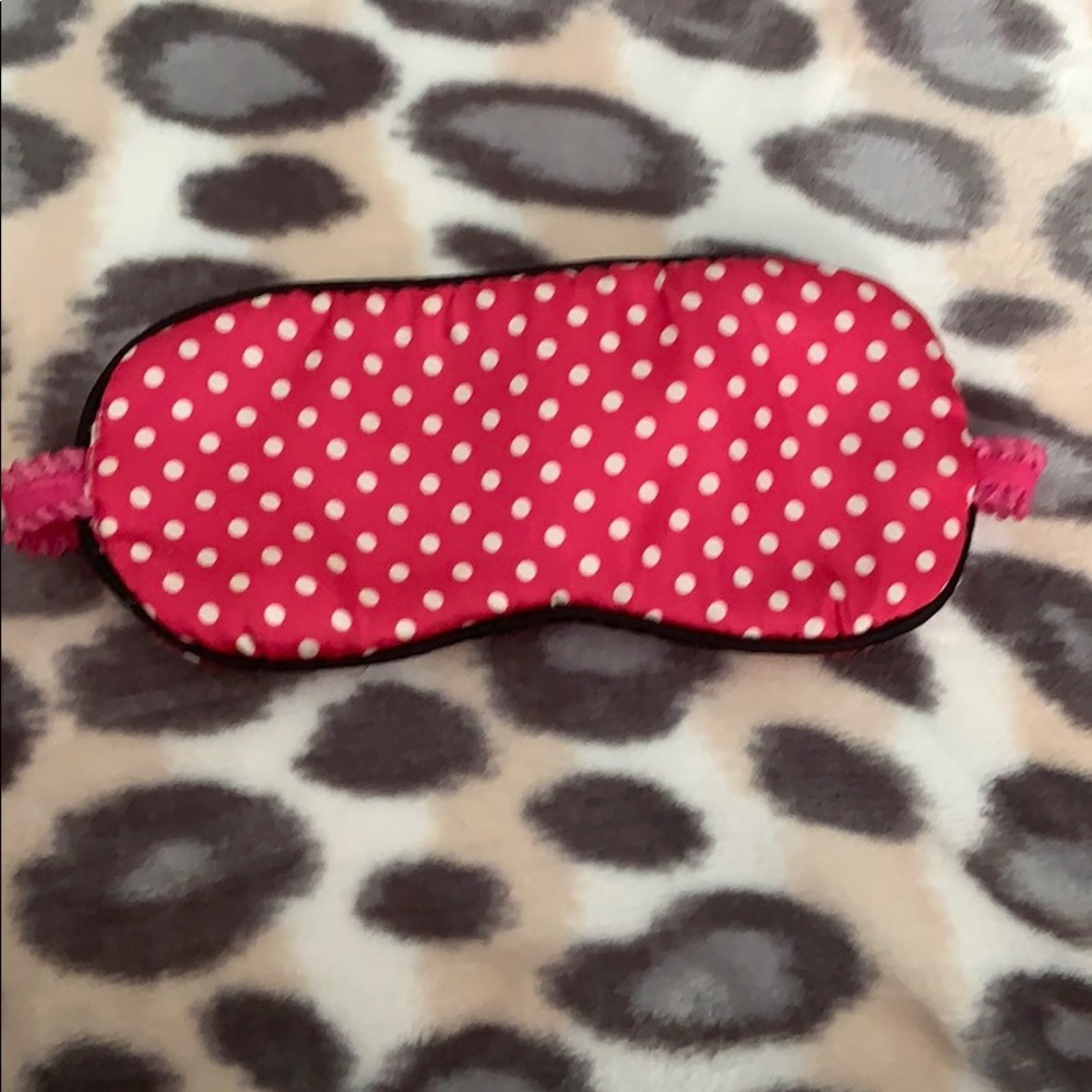 Sleeping mask